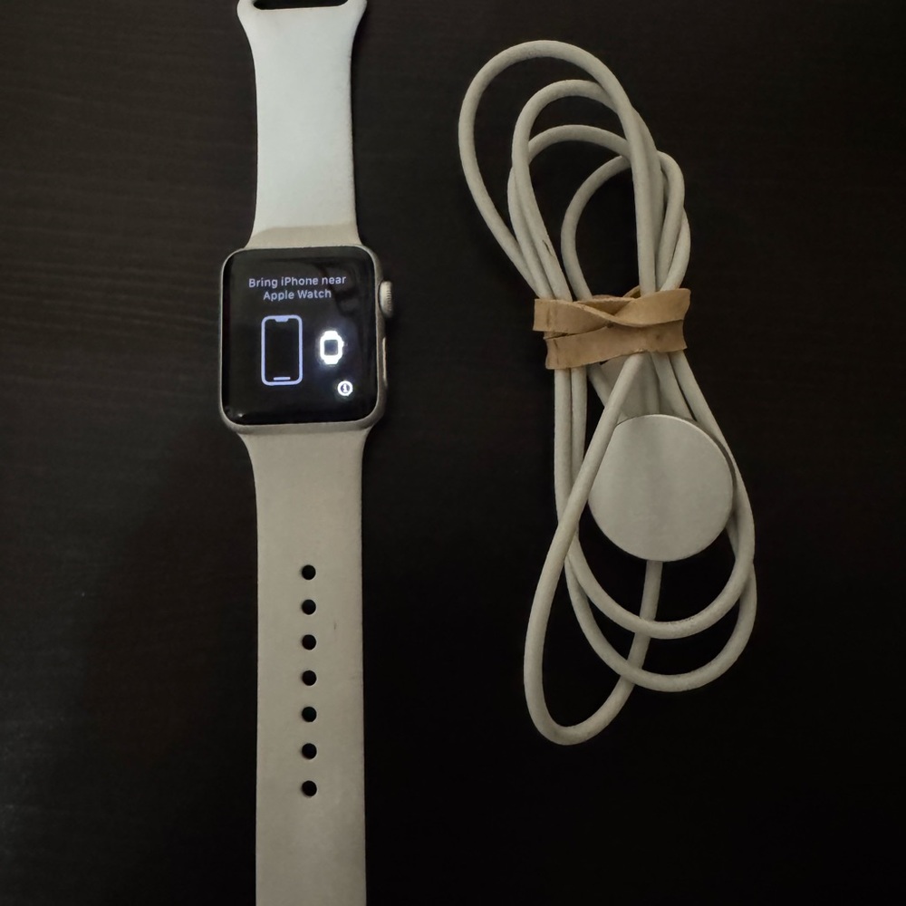 Apple White Smartwatch with Versatile Design